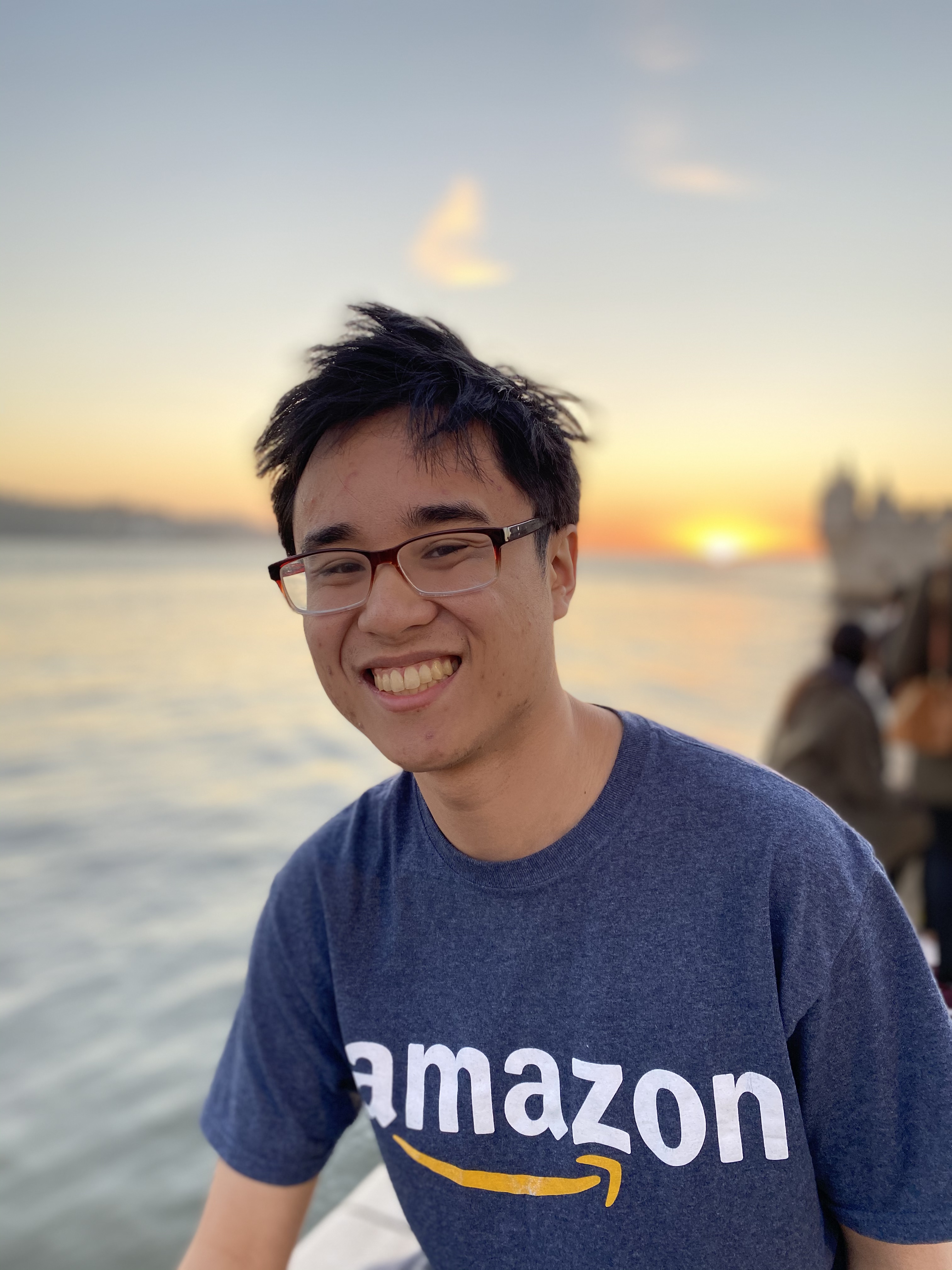 Photo of Dustin Hwang